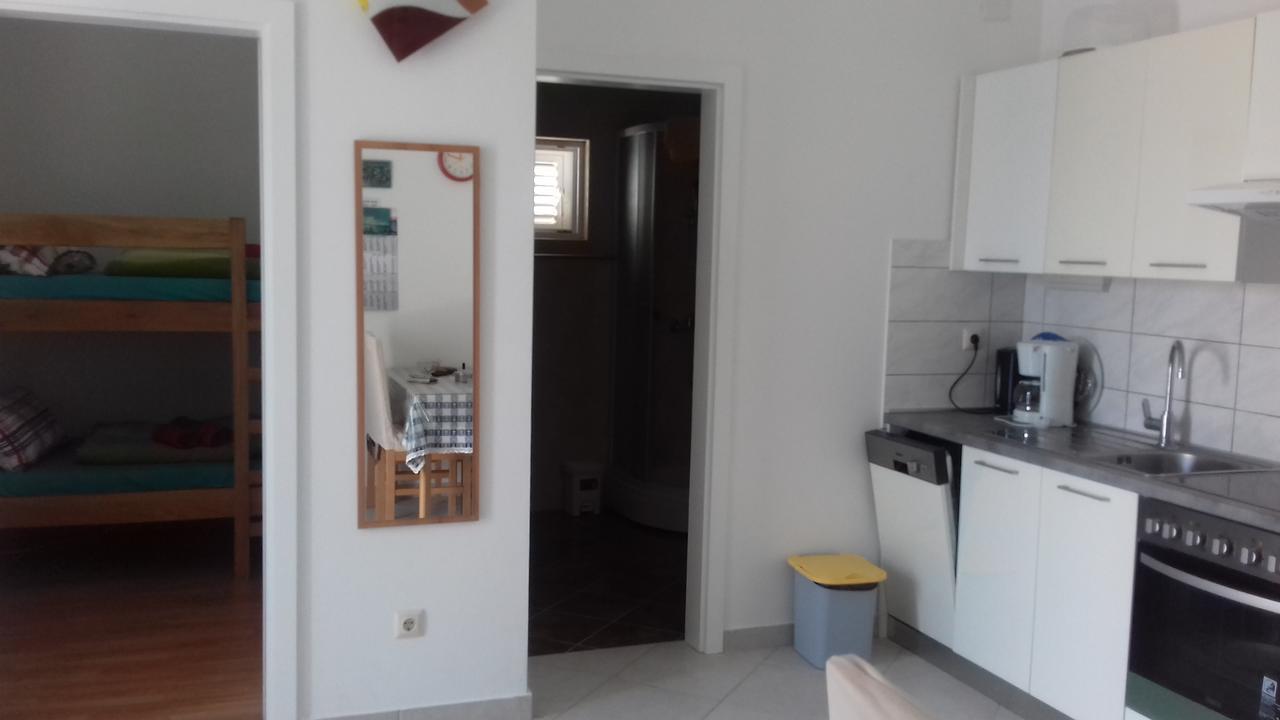 Apartments Fila ノヴァリャ エクステリア 写真